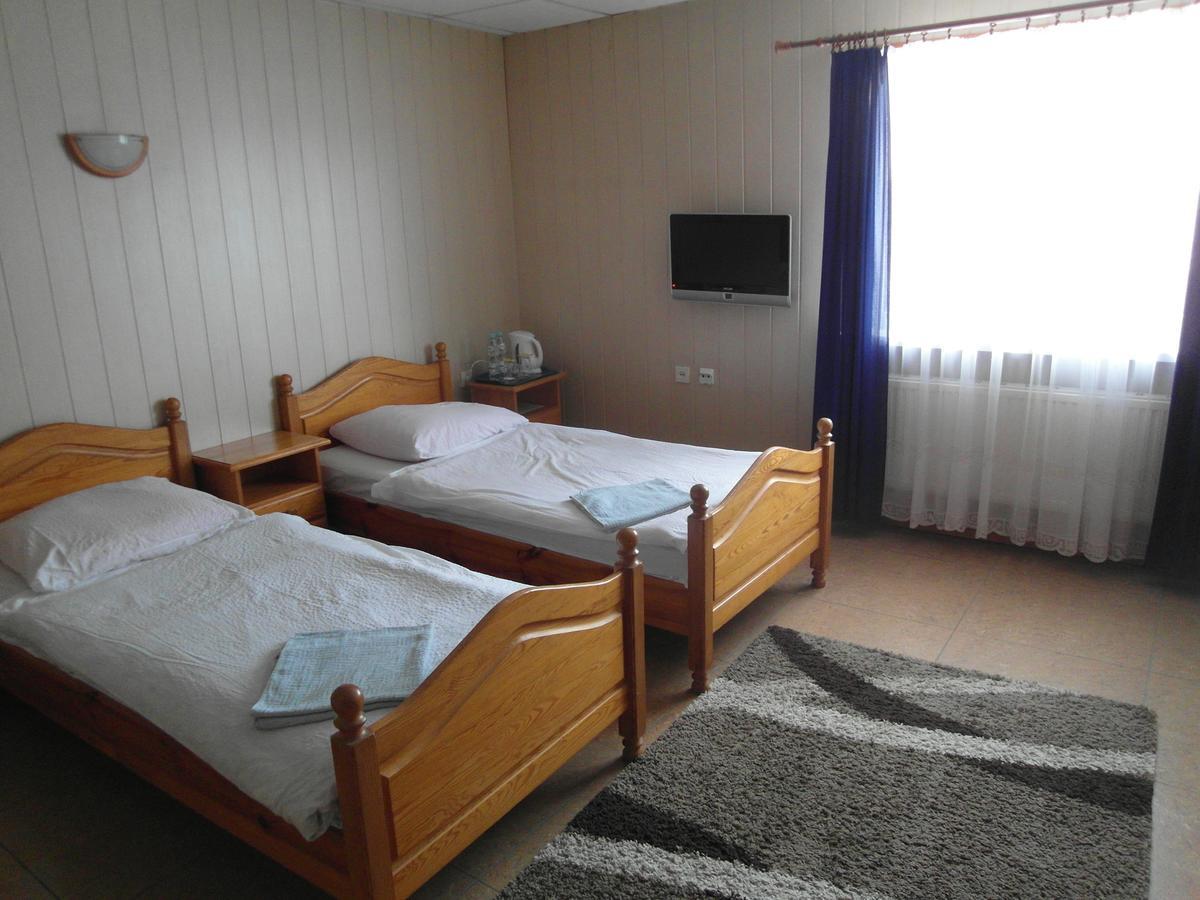 Pomorska Zajazd Restauracja Czaplinek Buitenkant foto